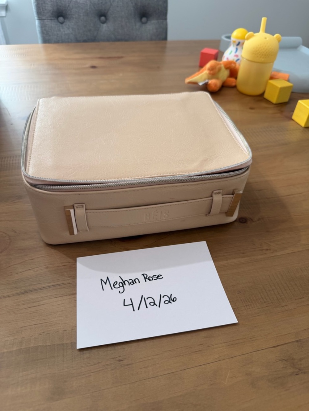 Beis The Cosmetic Case in beige
